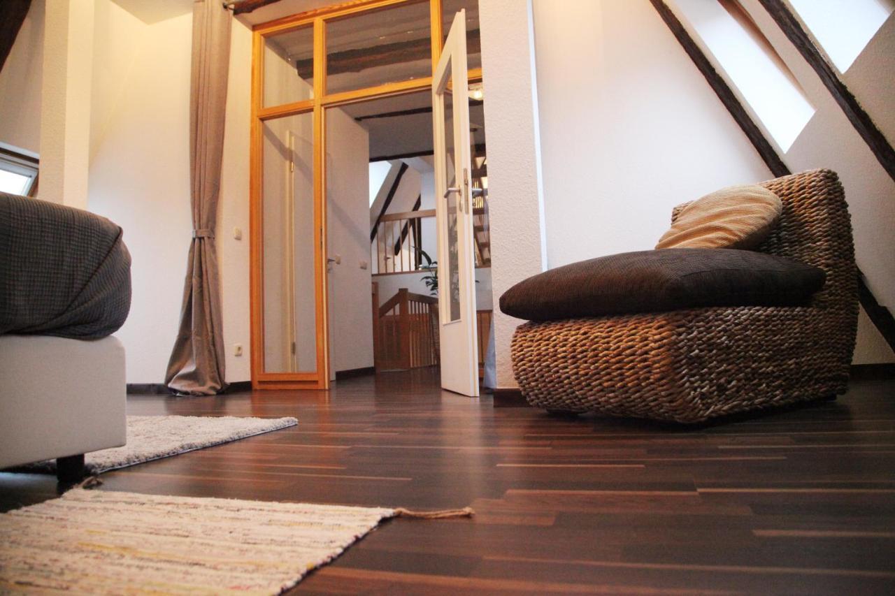 Wunderschoene Dachgeschoss - Maisonette Rostock Exterior foto